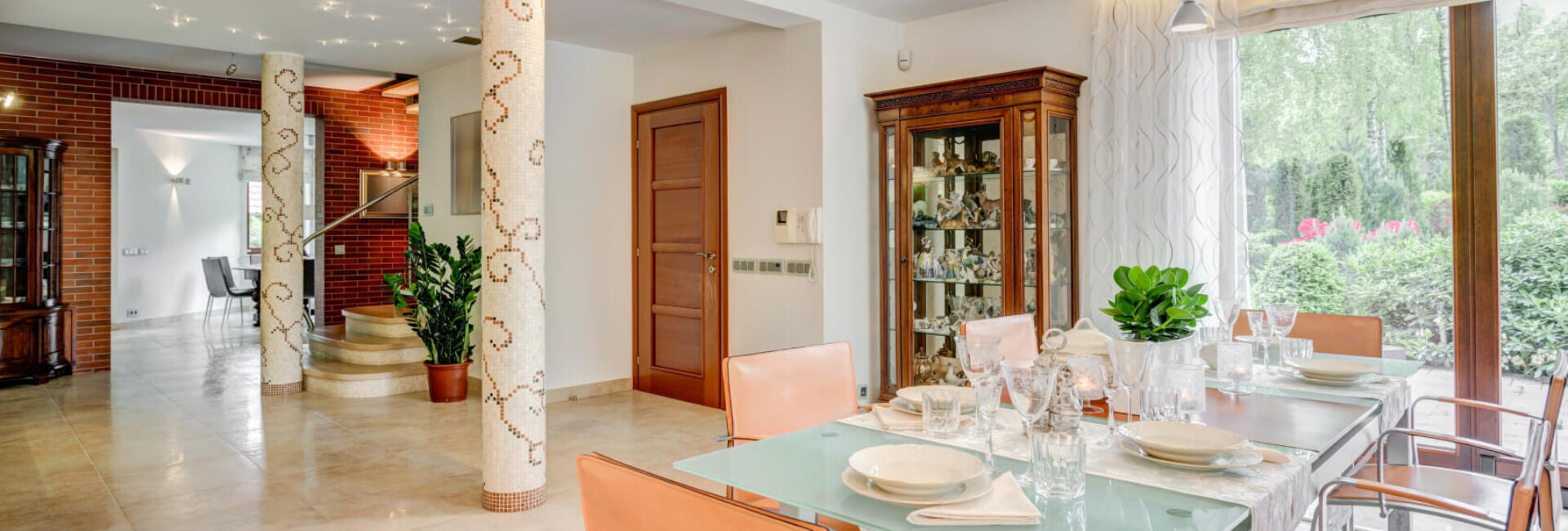 Garden Brick Lake House